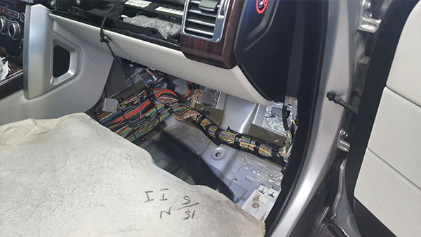 Попытка угона Range Rover